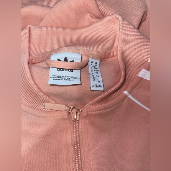 Adidas Track Suit US/CDN Size XS - Picture 9 of 9